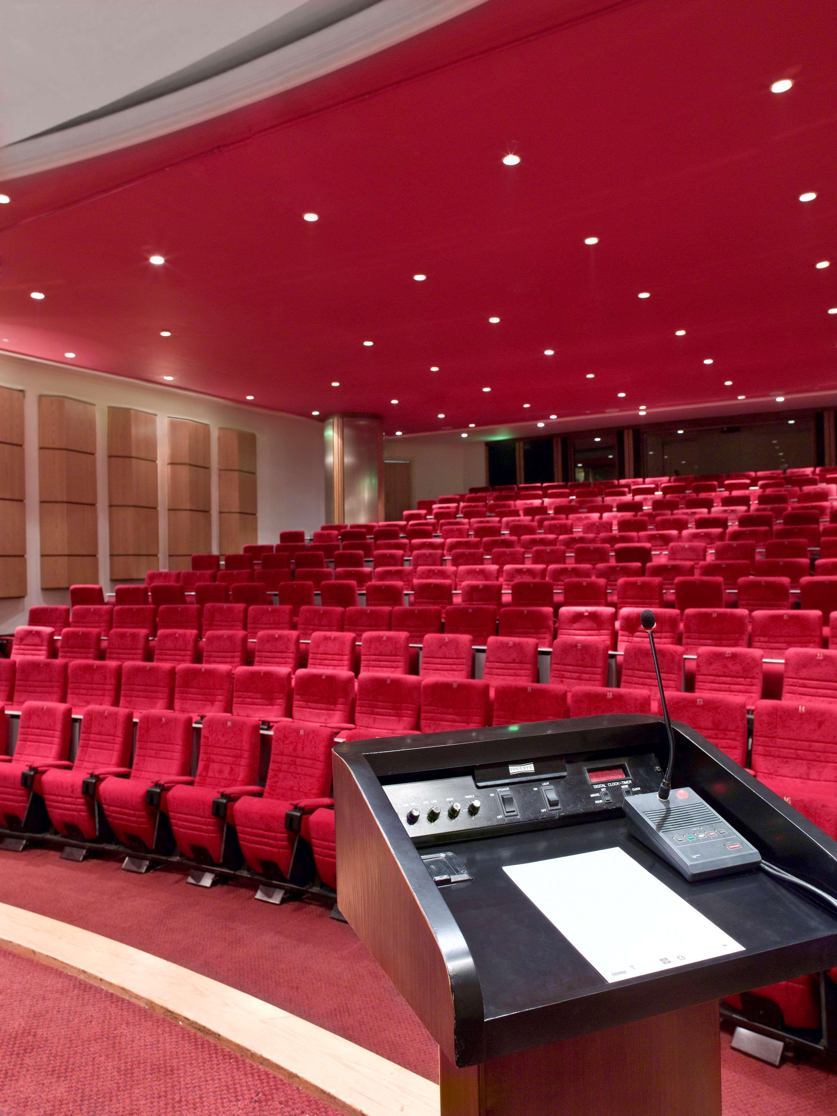 โรงแรมแกรนด์ ไฮแอท อัมมัน อัมมาน ภายนอก รูปภาพ The main auditorium