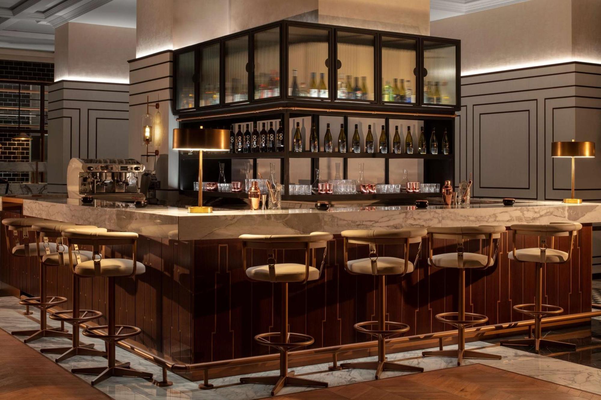 โรงแรมแกรนด์ ไฮแอท อัมมัน อัมมาน ภายนอก รูปภาพ The bar at the Concourse